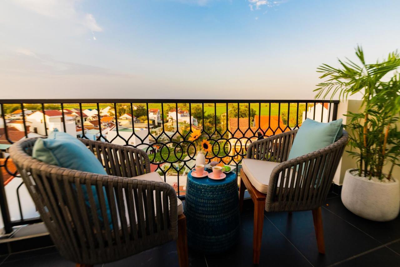 Hoi An Merrily De Art Hotel Bagian luar foto