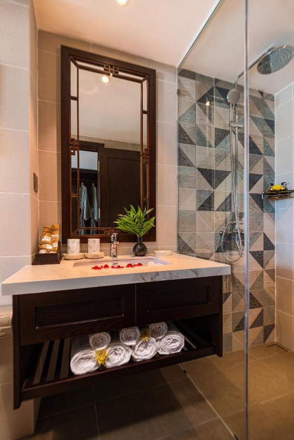 Hoi An Merrily De Art Hotel Bagian luar foto